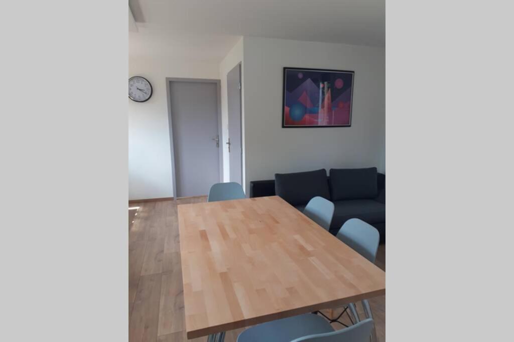 Le 18 Avenue Du Coteau 2/3 Personnes Tout Confort Charmes  Εξωτερικό φωτογραφία